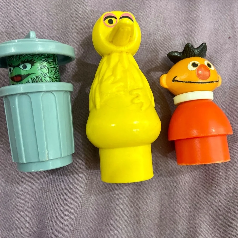 Vintage  fisher price CARS FIGURES Little People WOOD sesame street hard to find - Picture 3 of 5